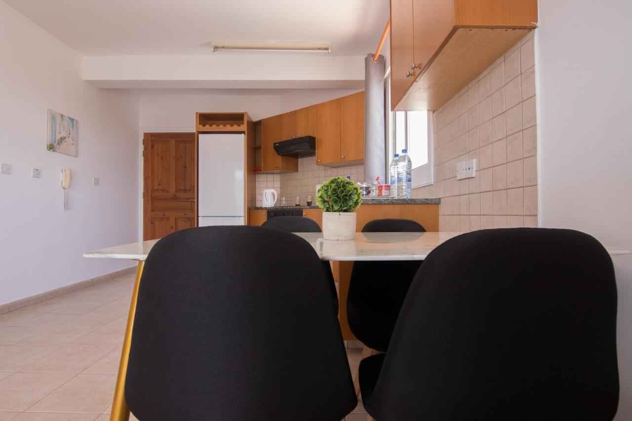 Amelia Two Bedroom Apartment - 202 パ フォス エクステリア 写真