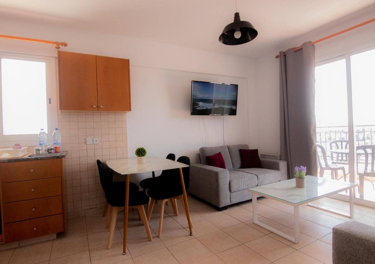 Amelia Two Bedroom Apartment - 202 パ フォス エクステリア 写真